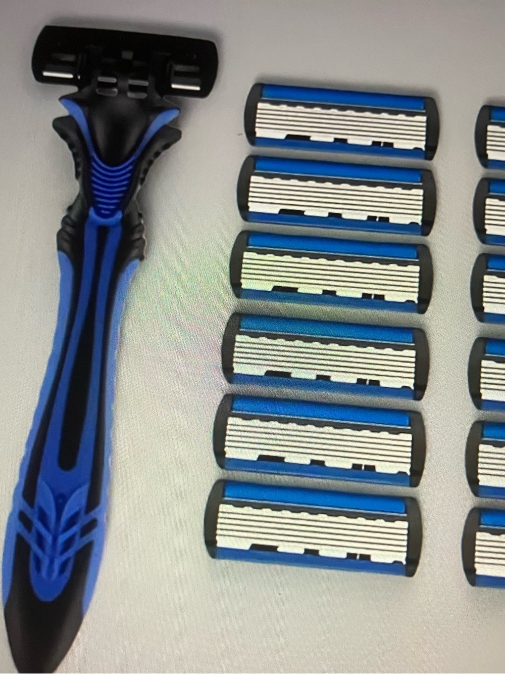 New Men's Multi-Blade Razor with 12 Extra Blue Replacement Cartridges